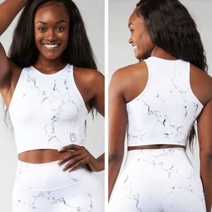 Buffing Aurora Crop Top White Marble size M